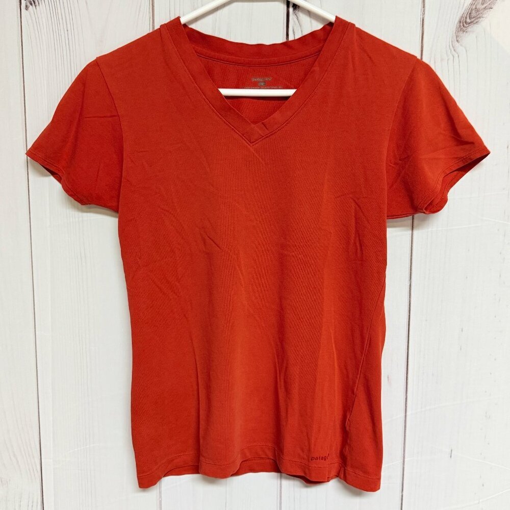 Patagonia Women’s Vintage V-Neck T-Shirt Small Burnt Orange EUC